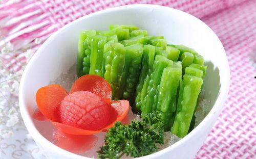 《隔楼吃瓜》,揭秘邻里纷争背后的温馨故事