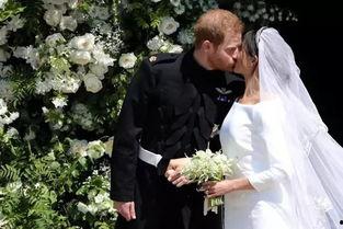 婚礼吃瓜新娘长辈,吃瓜新娘与长辈的趣味互动瞬间