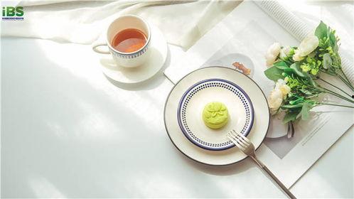 吃瓜吃晚了怎么说英语,Missed the Buzz: How to Express 'Eating Watermelons Too Late' in English