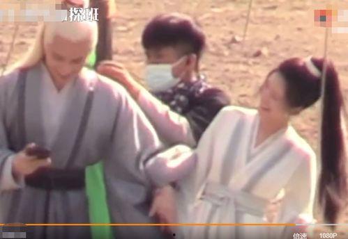 片场吃醋师姐吃瓜,吃醋师姐的瓜田奇遇记